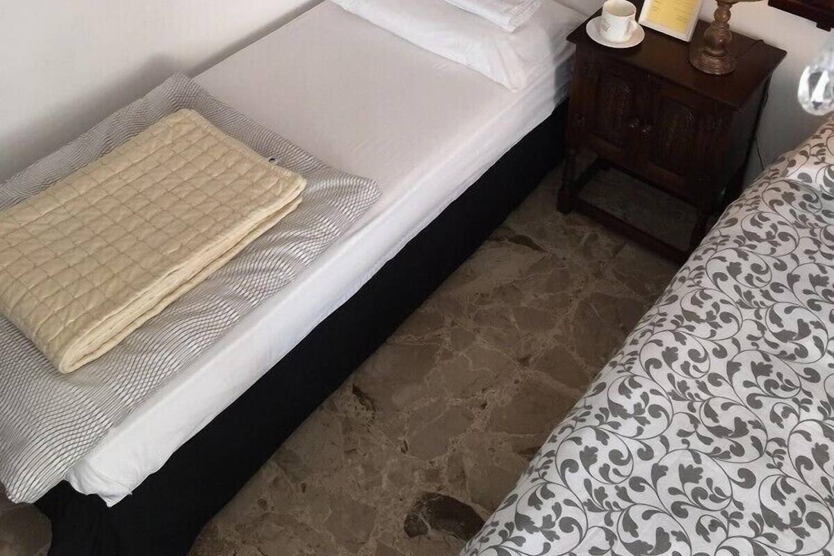 Premium bedding, soundproofing, free WiFi, bed sheets