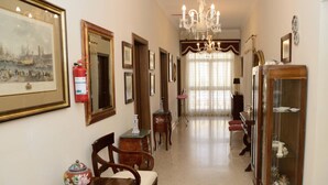 Hallway - White Star (Naxxar)