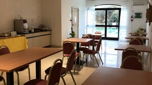 Breakfast area - White Star (Naxxar)