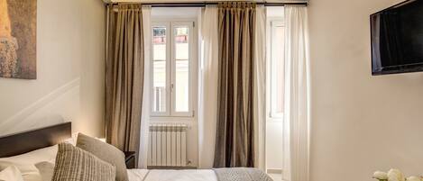 Superior Double Room | Soundproofing, free WiFi