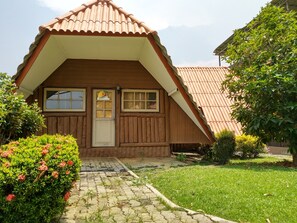 Bungalow | Free WiFi - Saichonview Resort (Kanchanaburi)