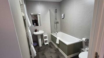 Superior-hytte - handicapvenligt - eget badeværelse (Ground Floor) | Badeværelse
