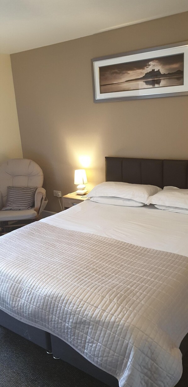 Superior-mökki, esteetön, kylpyhuone makuuhuoneen yhteydessä (Ground Floor)