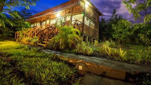 經濟小屋 | 床單