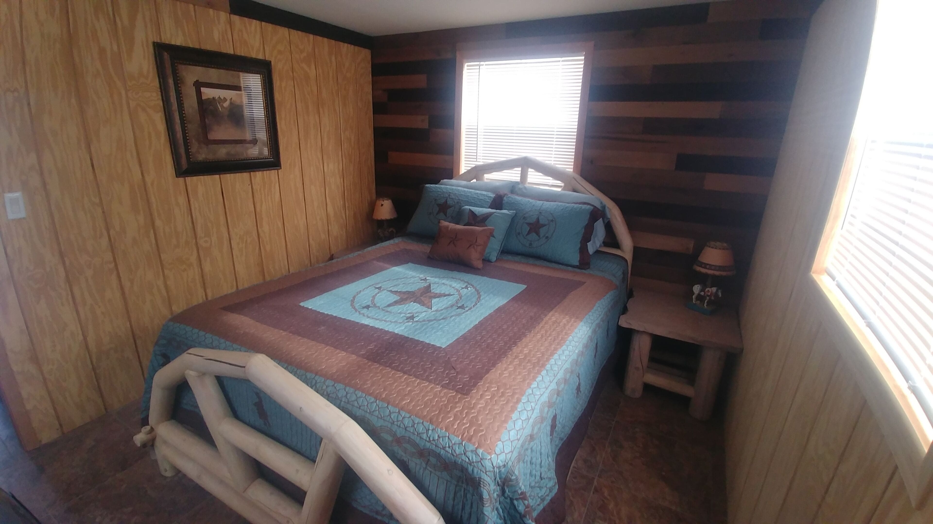 Family Cabin | Individually decorated, individually furnished, laptop workspace