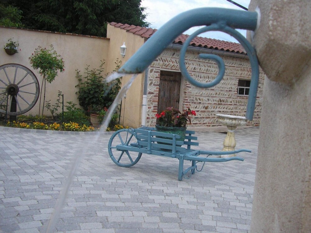 Domaine de La Bellière - Chambres d'Hôtes Villars-Les-Dombes, dans l'Ain 01 by null