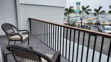 Deluxe Single Room, Balcony, Ocean View | Terrace/patio
