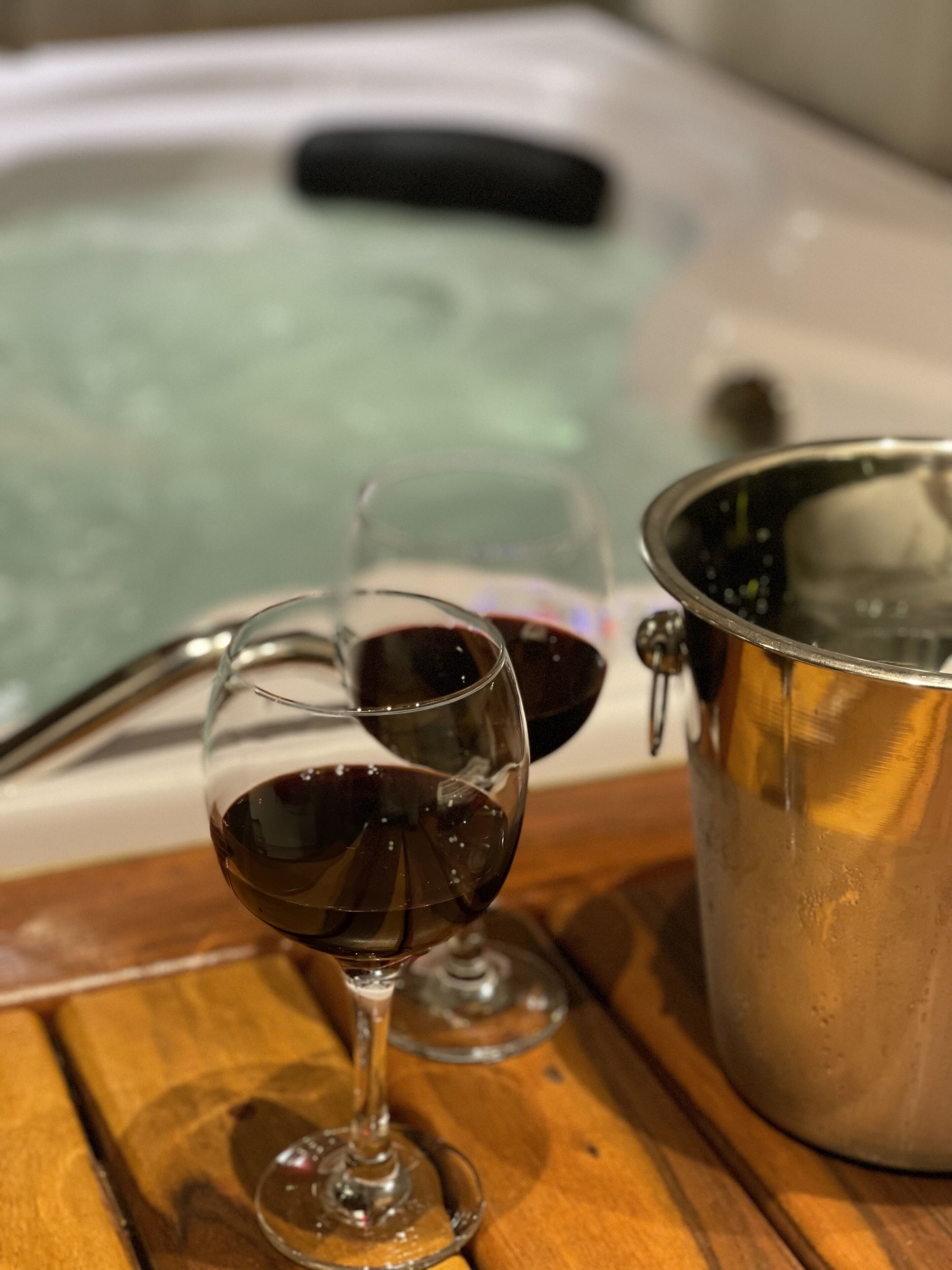 Private spa tub