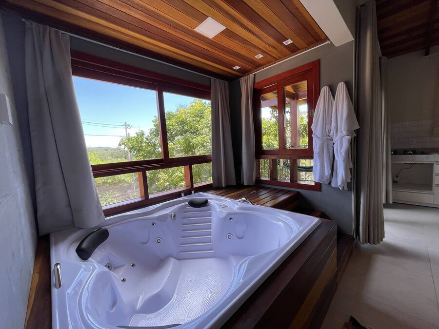 Private spa tub
