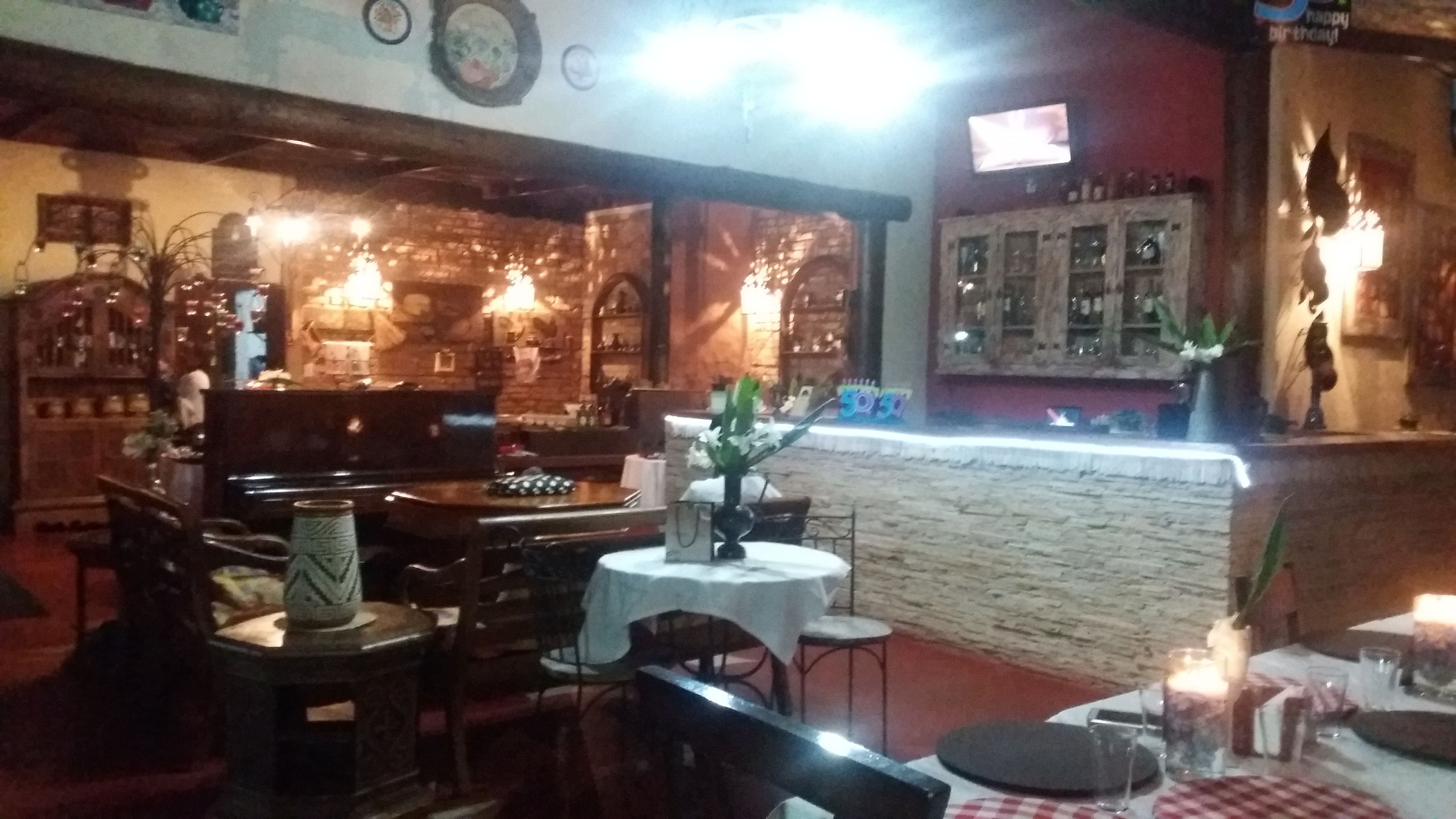 lunch and dinner served