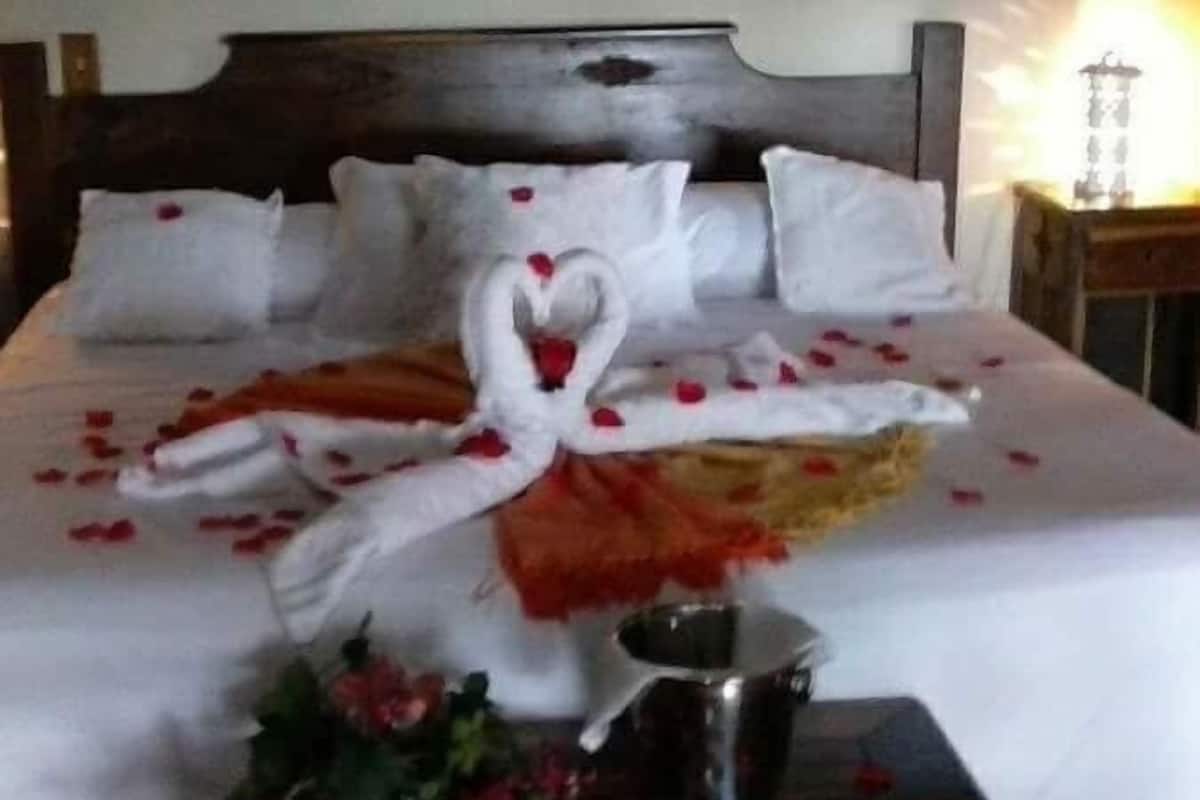 chalé deluxe com hdro | 1 bedroom, minibar, blackout curtains, bed sheets