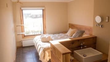 Bügeleisen/Bügelbrett, kostenloses WLAN, Bettwäsche