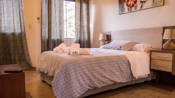 1 bedroom, iron/ironing board, rollaway beds, free WiFi