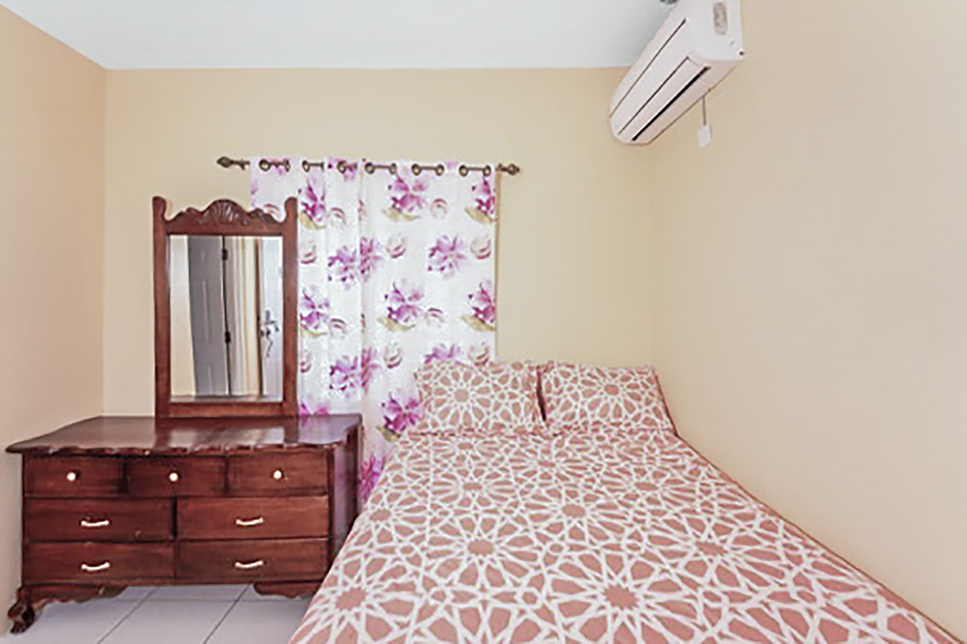 premium bedding, pillow-top beds, individually furnished