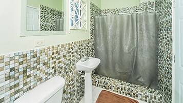 Shower, free toiletries, hair dryer, towels