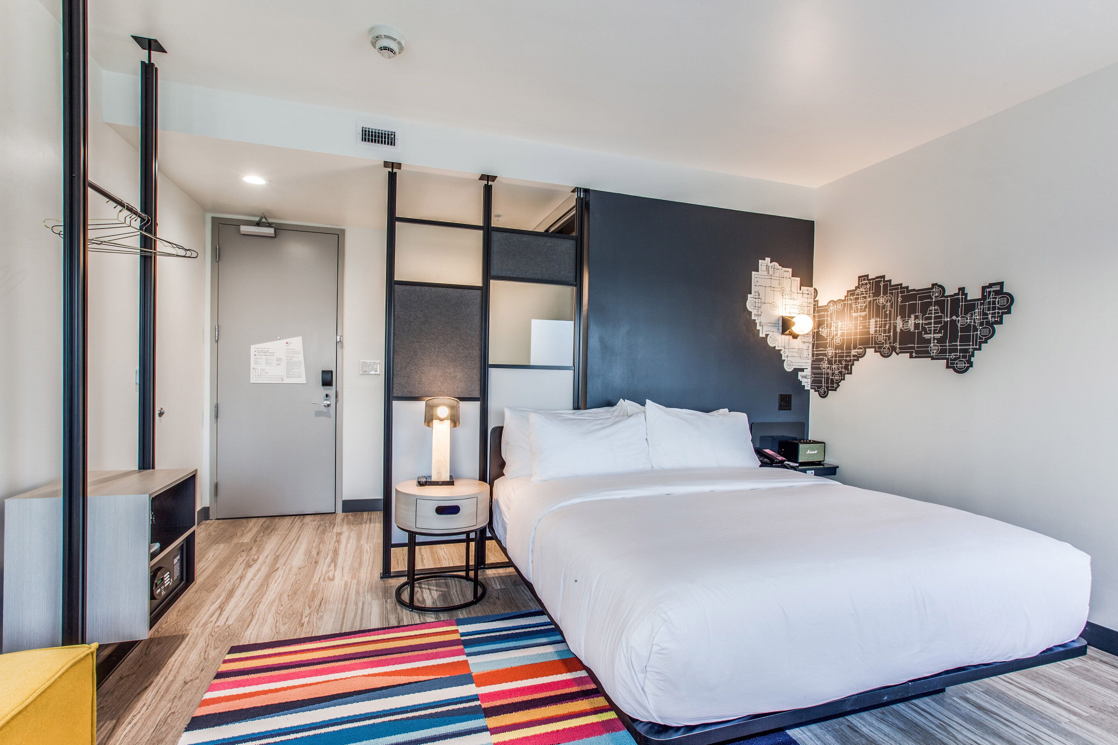 Aloft Dallas Arlington Entertainment District in Fort Worth Find Hotel Reviews, Rooms, and