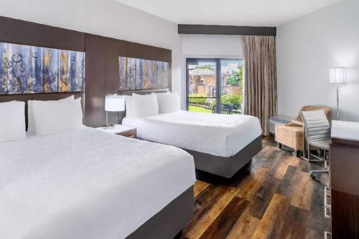 Pillowtop beds, in-room safe, individually decorated, desk