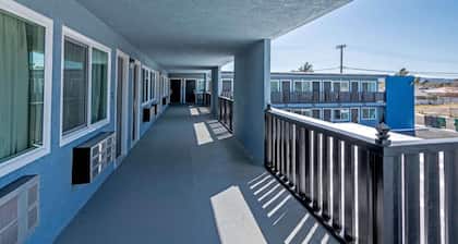 Motel 6 Ridgecrest, CA - China Lake