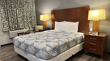 Työpöytä, kannettavalle tietokoneelle sopiva työtila