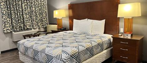 Desk, laptop workspace, iron/ironing board, free WiFi