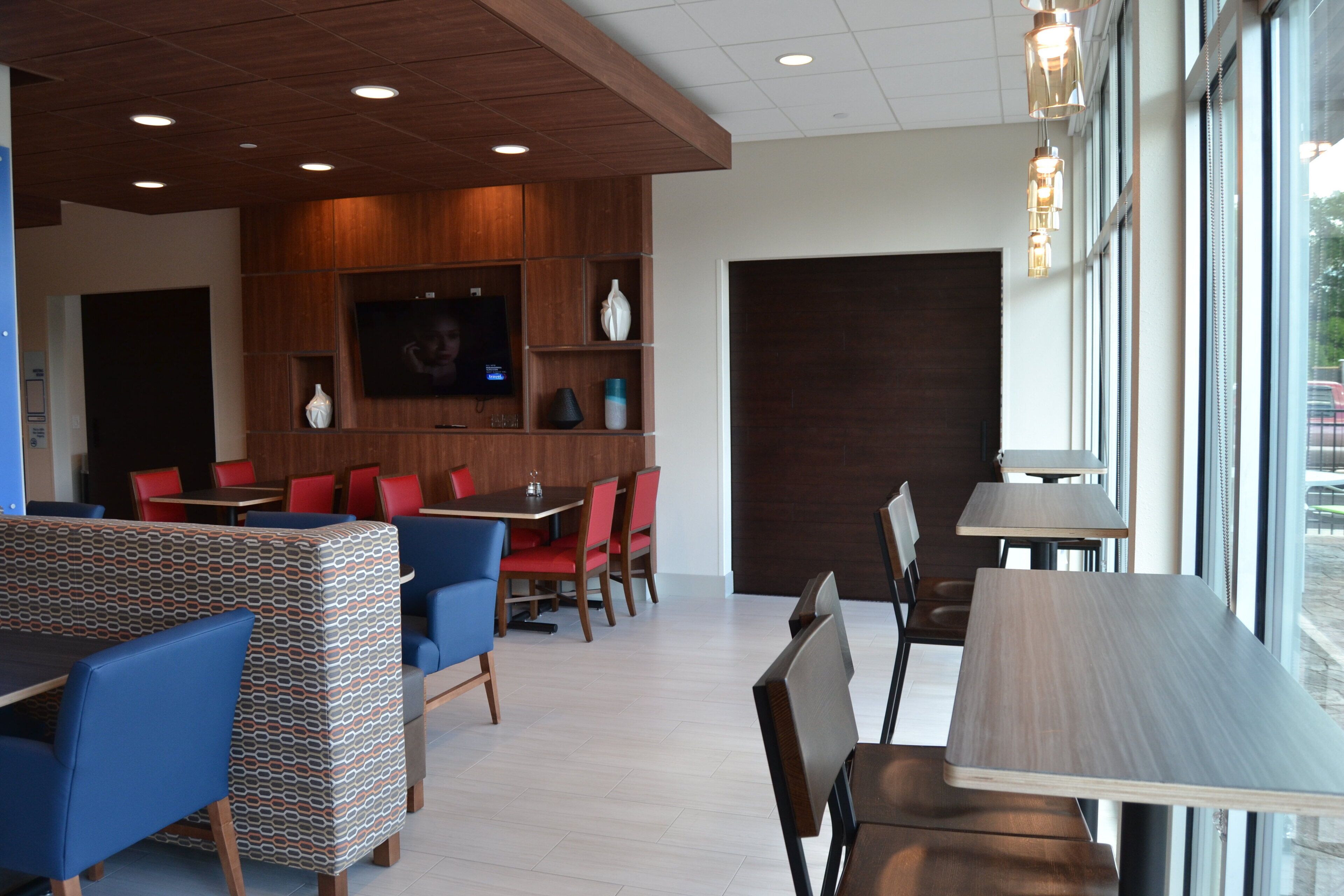 Free daily self-service breakfast 