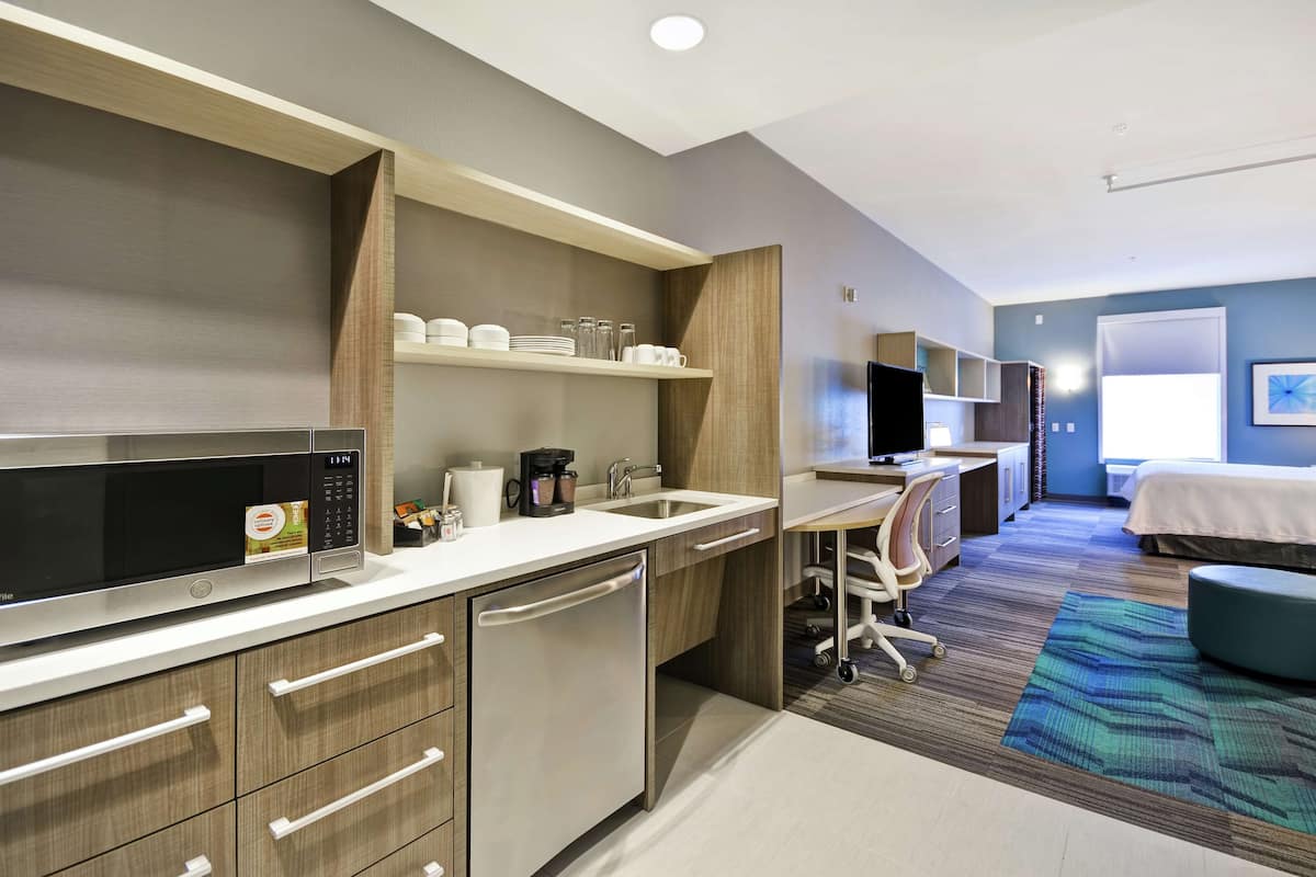 Premium bedding, pillowtop beds, in-room safe, desk