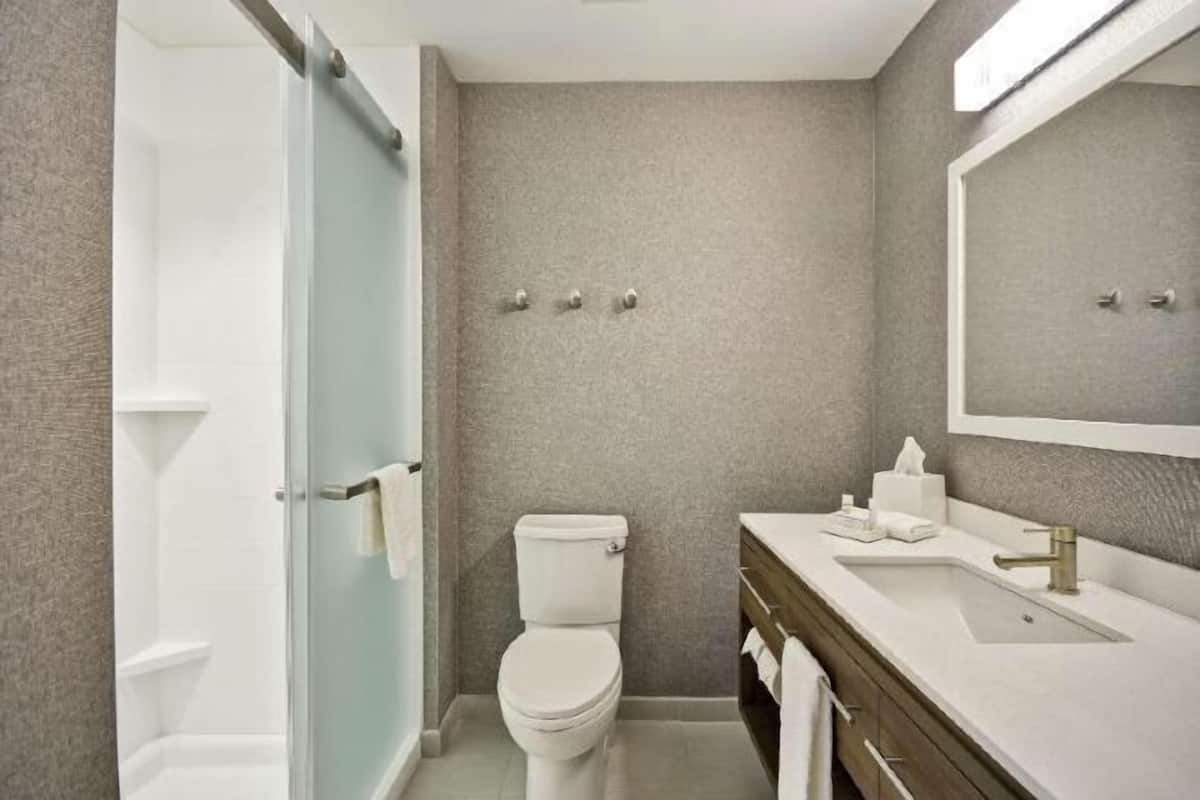 Free toiletries, hair dryer, towels