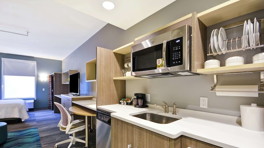 Home2 Suites by Hilton Queensbury Lake George