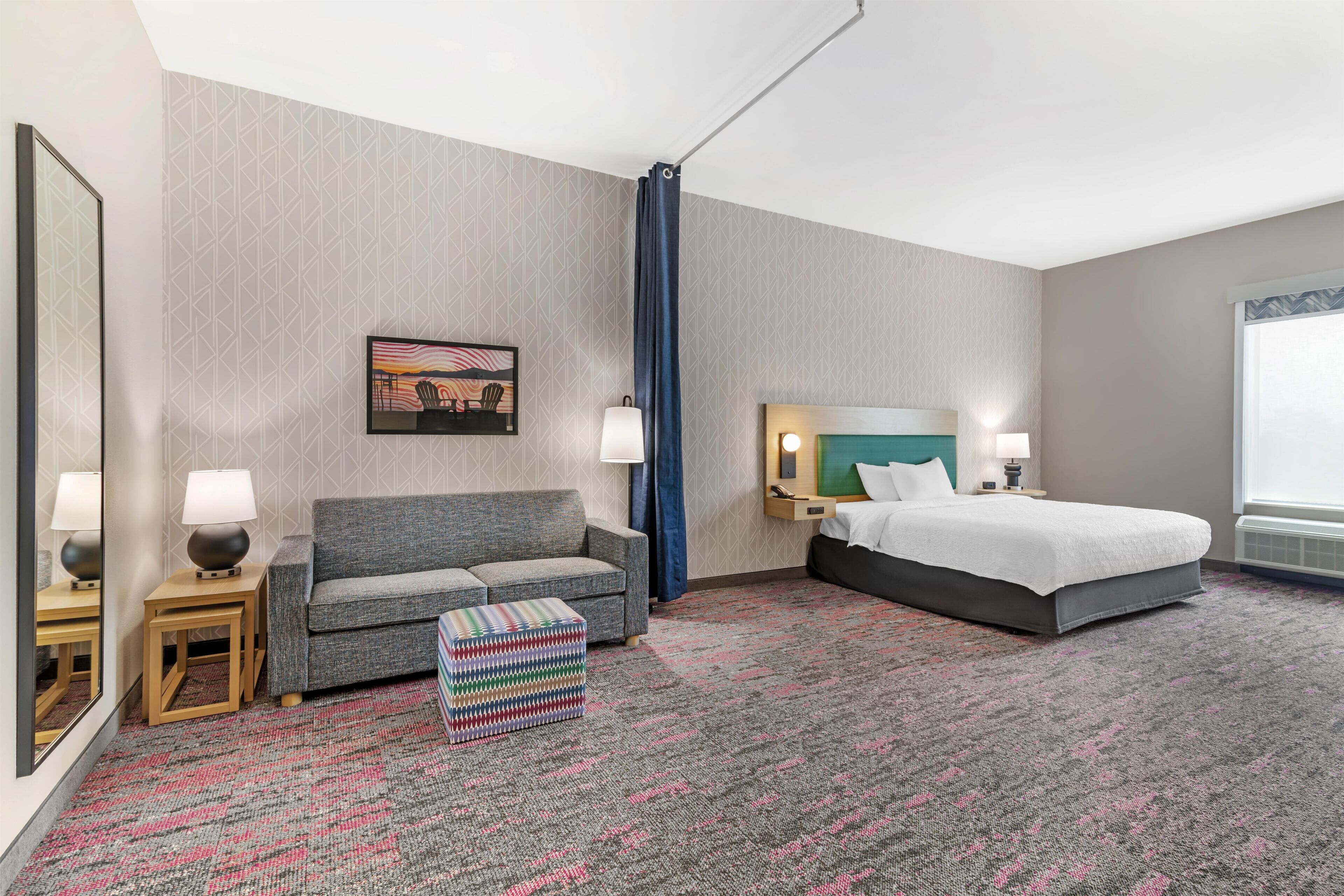 Studio Suite, 1 King Bed, Non Smoking