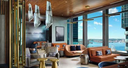 The Charter Hotel Seattle, Curio Collection by Hilton