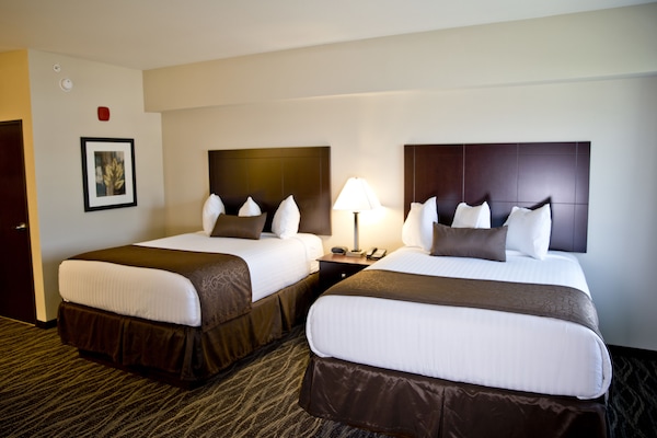 Family Suite, Multiple Beds, Non Smoking | In-room safe, desk, laptop workspace, blackout curtains