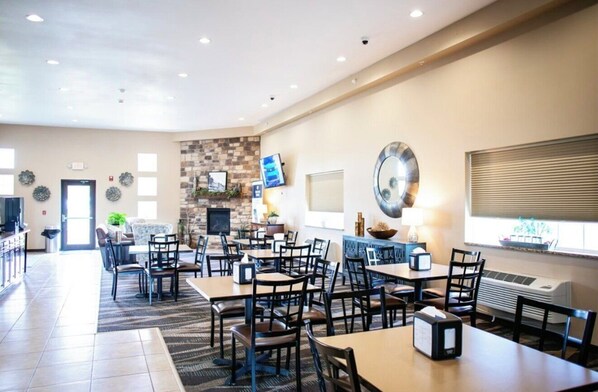 Free daily continental breakfast
