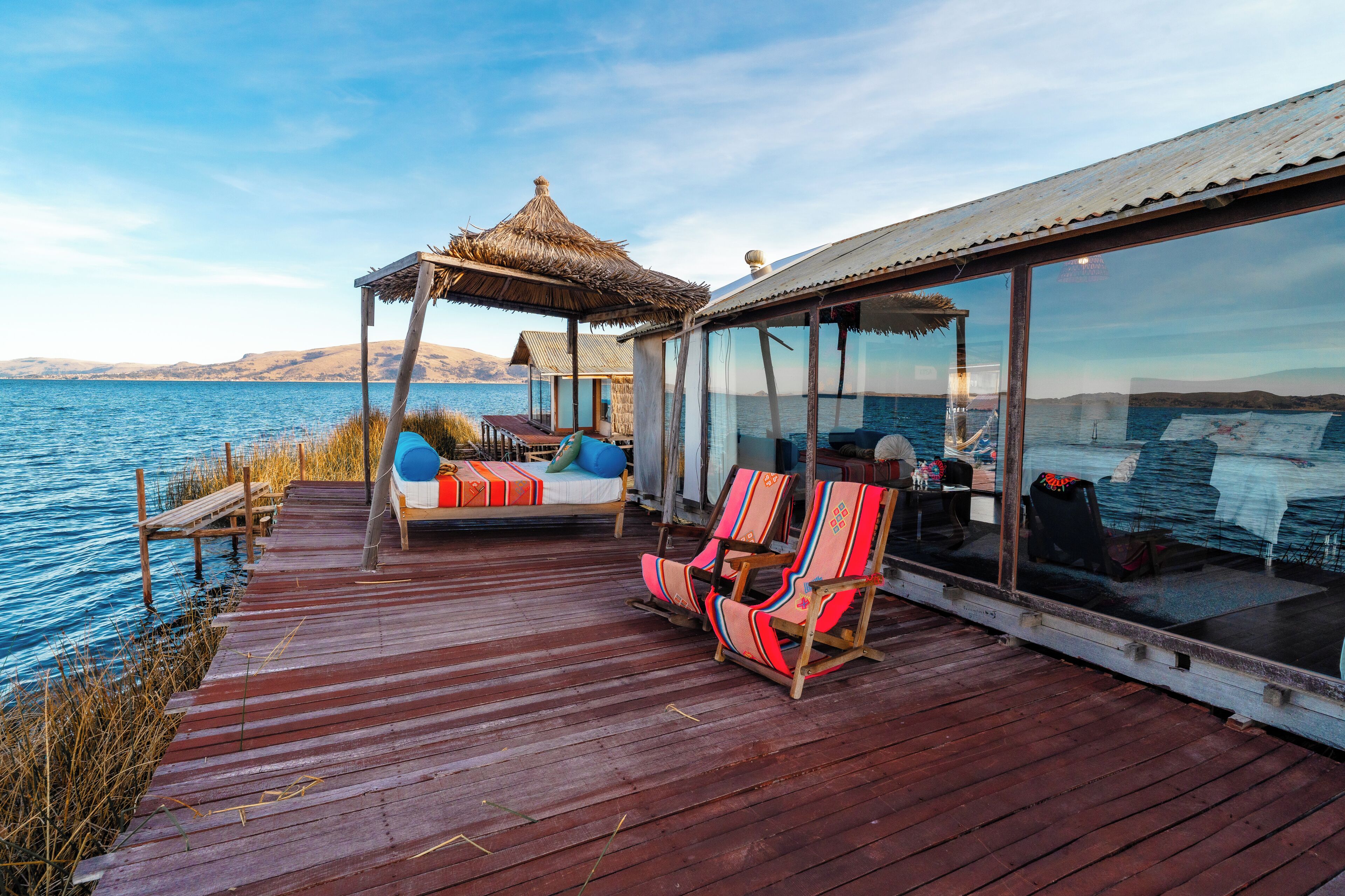 羽毛の掛け布団、客室ごとに異なる装飾、客室ごとに異なるインテリア、防音設備