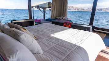 Panoramic Room, 1 King Bed | Down duvets, individually decorated, individually furnished