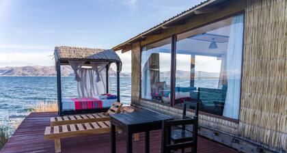 Uros LodgeTiticaca Peru