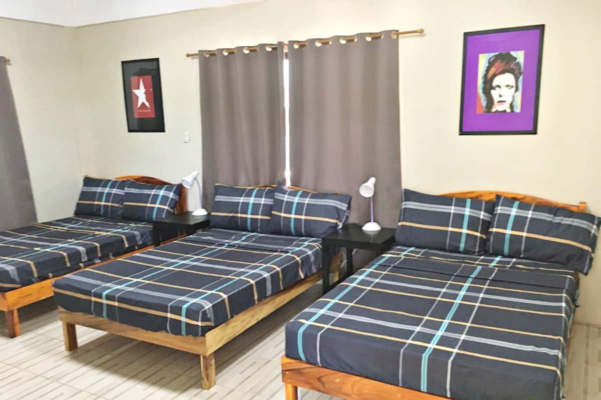 Family Room | Desk, iron/ironing board, free WiFi, bed sheets