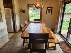 Dining - Snowcreek Resort Vacation Rental 267 (Mammoth Lakes)