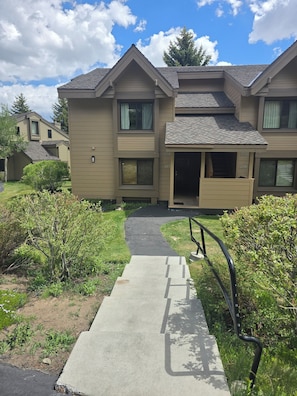 Exterior - Snowcreek Resort Vacation Rental 267 (Mammoth Lakes)