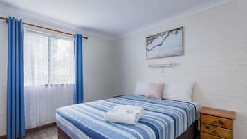 3 chambres, fer et planche à repasser, lit parapluie, Wi-Fi gratuit