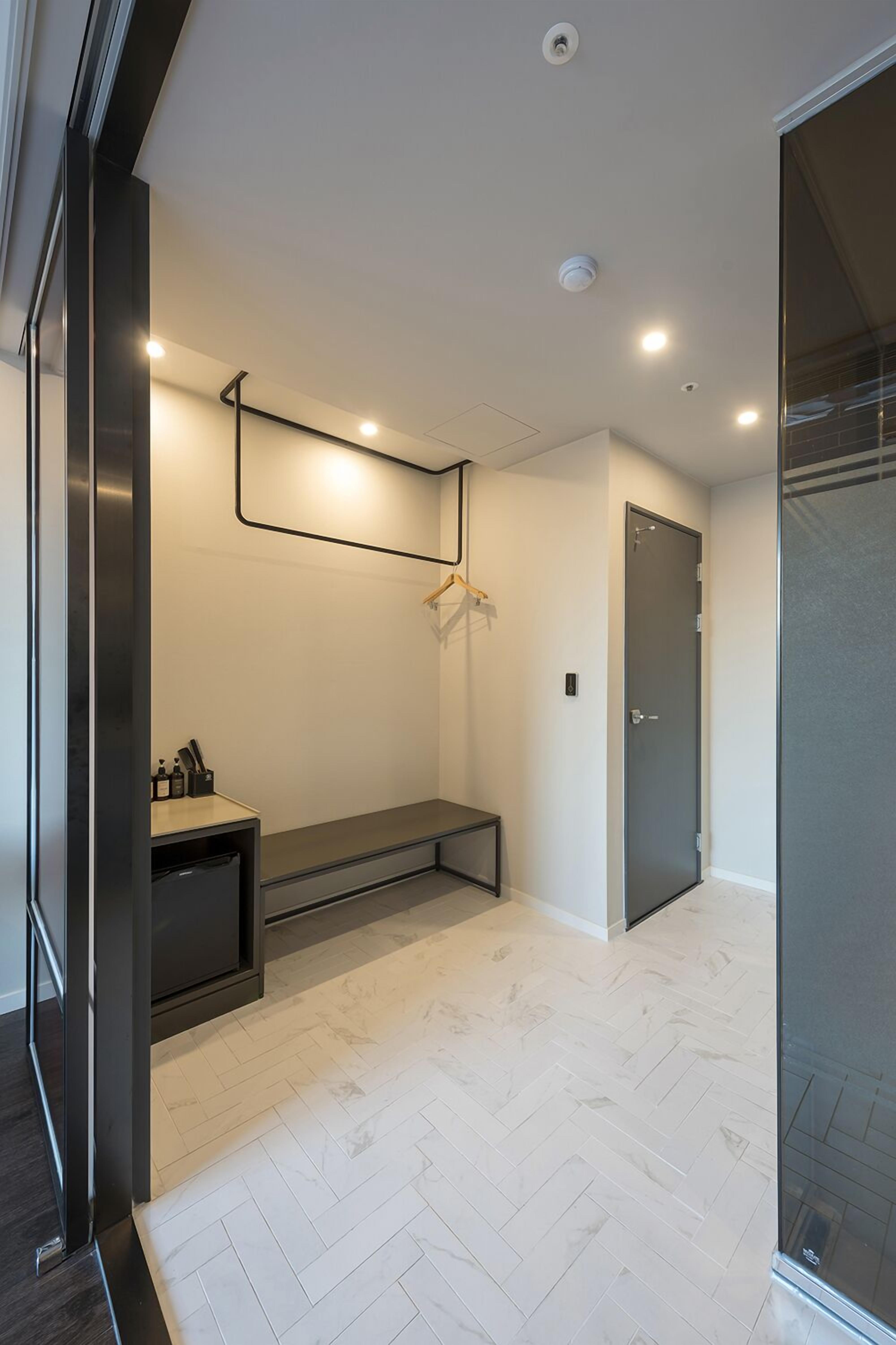 deluxe double | room amenity