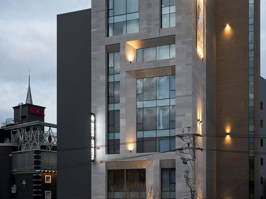 Façade de l’hébergement