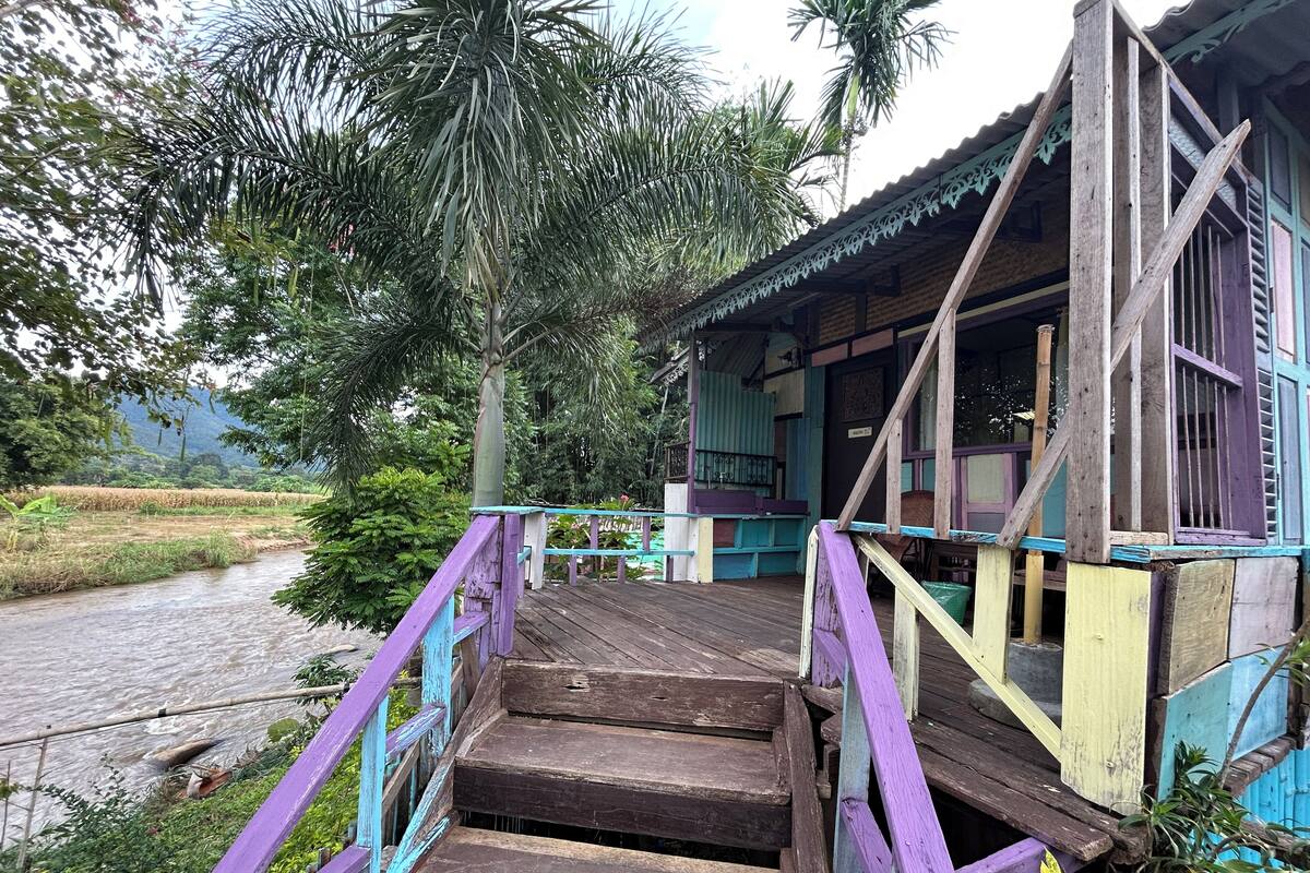 Deluxe Cabin | Terrace/patio