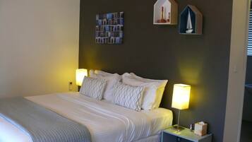 1 bedroom, iron/ironing board, bed sheets, wheelchair access