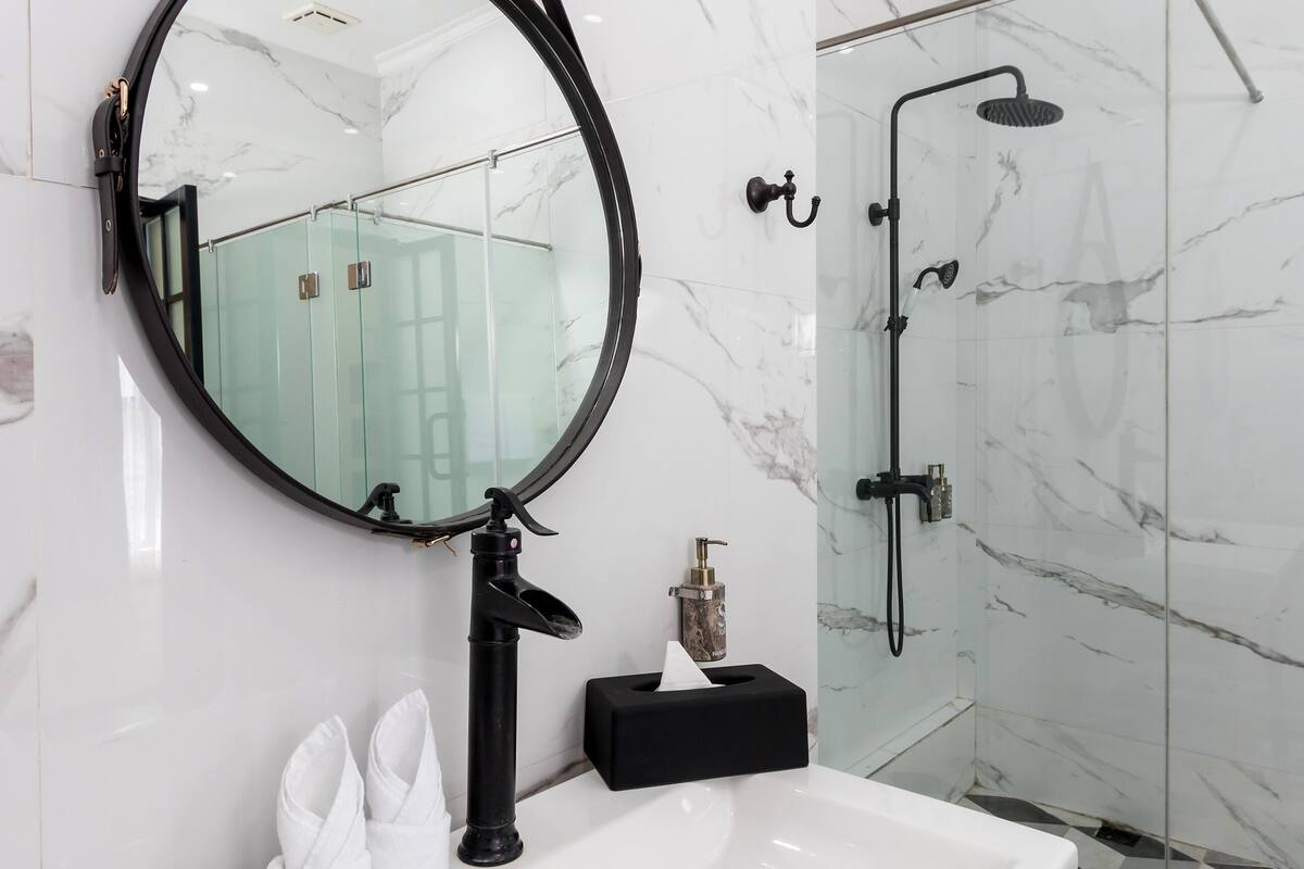 standard room, 1 bedroom | bathroom | shower, rainfall showerhead, free toiletries, hair dryer
