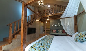 Minibar, blackout curtains, soundproofing, free WiFi