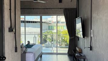 Deluxe-Zimmer | Minibar, Zimmersafe, individuell dekoriert, individuell eingerichtet