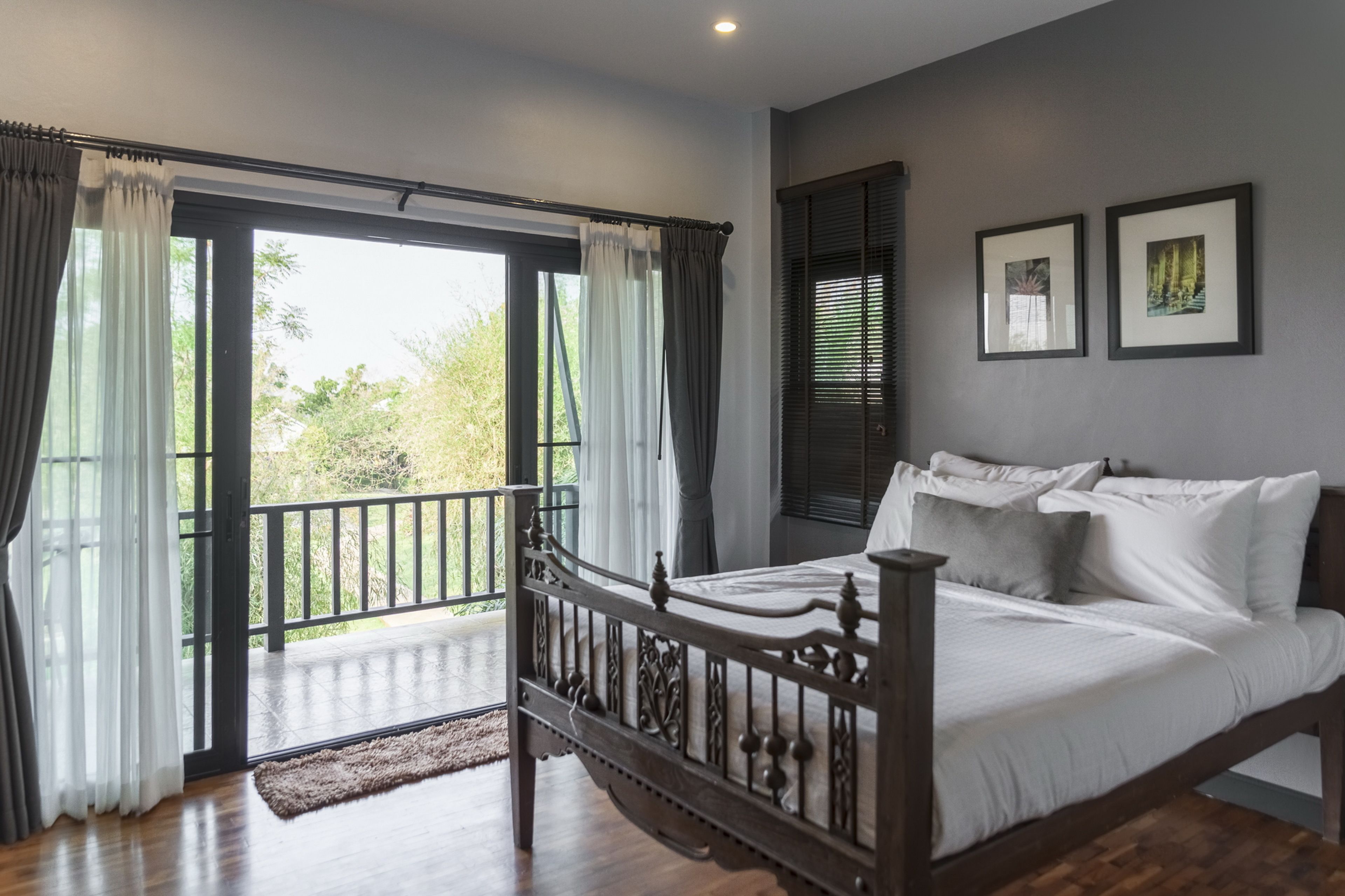 Egyptian cotton sheets, premium bedding, blackout curtains, free WiFi