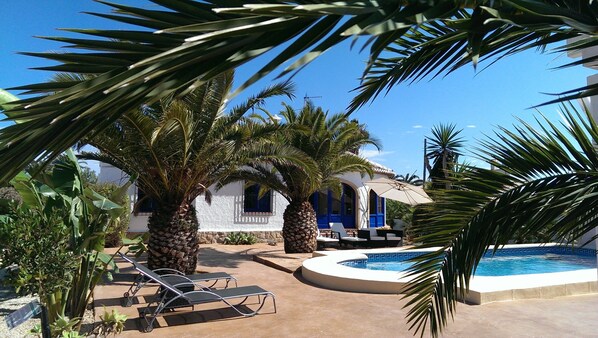 Piscine extérieure, piscine chauffée