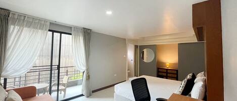 Premium Room, 1 King Bed