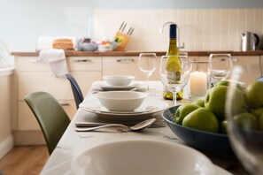 Dining - Skylark Cottage (Thornton Farm Cottages - Berwick-upon-Tweed, Northumberland) (Berwick-upon-Tweed)